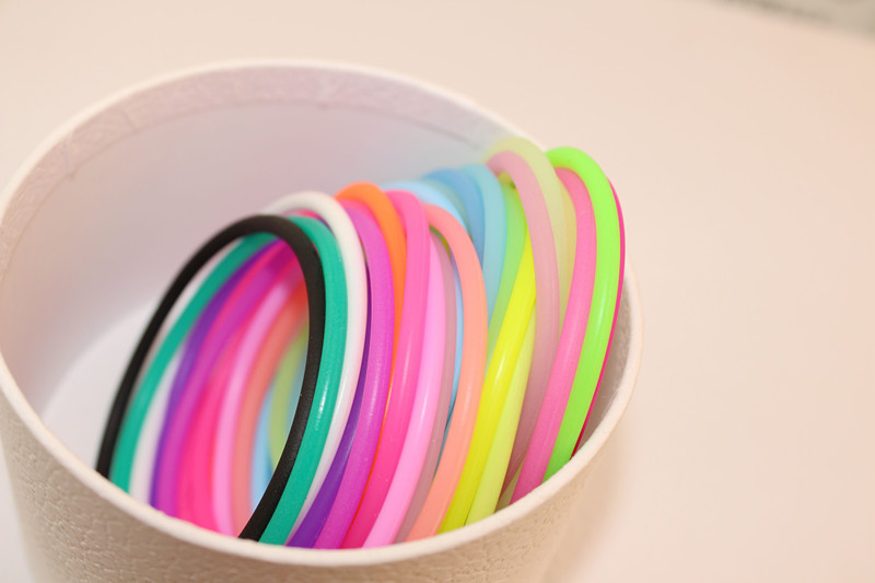 東莞硅膠制品生產廠家批發電話地址